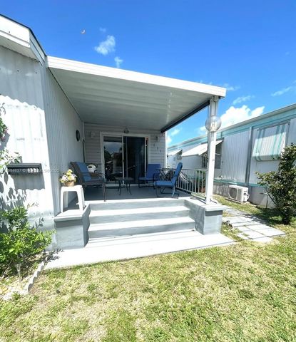 337 Ne 4th ct ct, Hallandale Beach, FL 33009