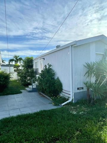 337 Ne 4th ct ct, Hallandale Beach, FL 33009