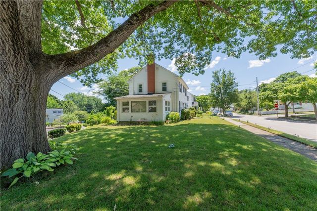 73 Western Promenade Street, Cranston, RI 02905