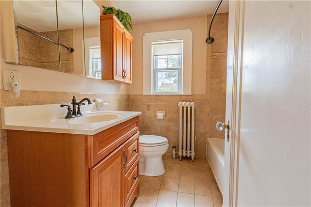 73 Western Promenade Street, Cranston, RI 02905