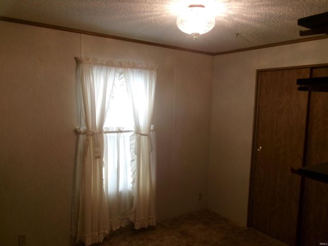 102 McClaflin Street, Williamsport, IN 47993