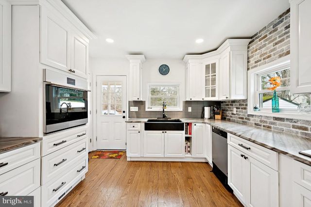 307 FAIRVIEW AVE, Moorestown, NJ 08057