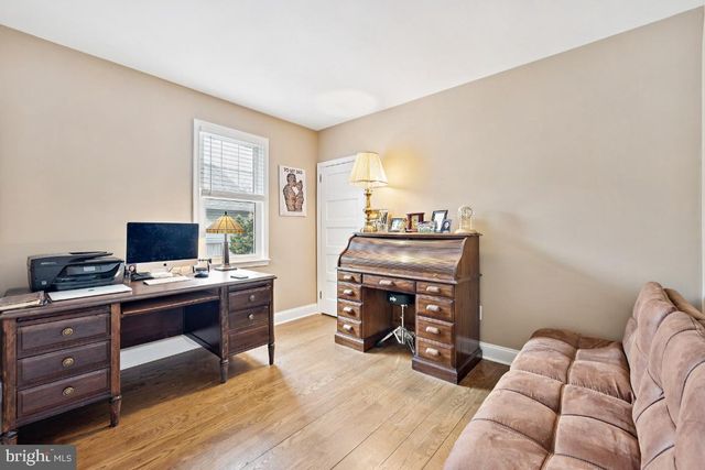 307 FAIRVIEW AVE, Moorestown, NJ 08057