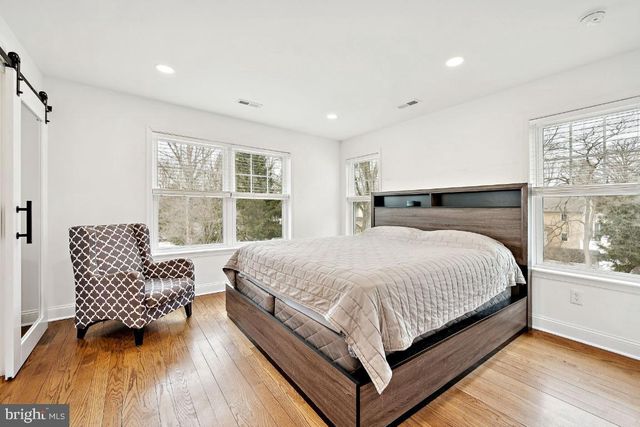 307 FAIRVIEW AVE, Moorestown, NJ 08057