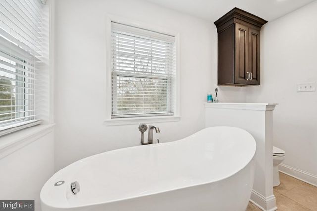 307 FAIRVIEW AVE, Moorestown, NJ 08057