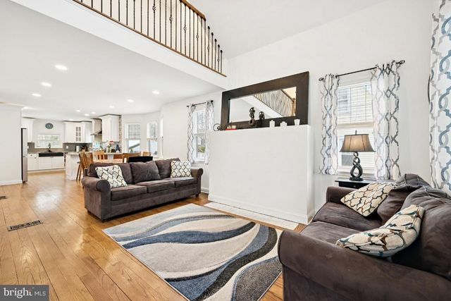 307 FAIRVIEW AVE, Moorestown, NJ 08057