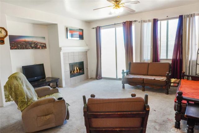 16026 Greyrock, Victorville, CA 92395
