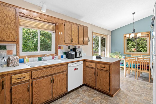 16608 Imperial Way, Lakeville, MN 55044