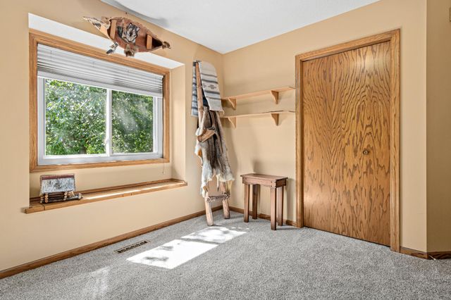 16608 Imperial Way, Lakeville, MN 55044