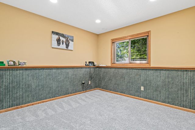 16608 Imperial Way, Lakeville, MN 55044