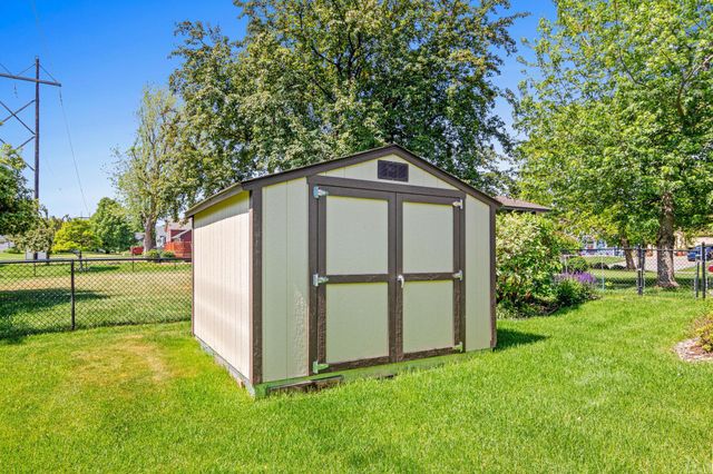 16608 Imperial Way, Lakeville, MN 55044