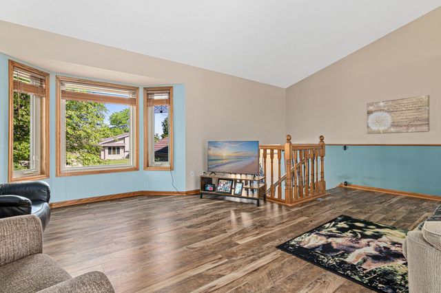 16608 Imperial Way, Lakeville, MN 55044