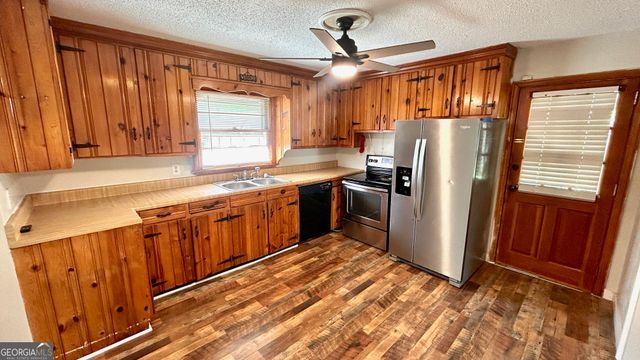 7 Sandy Beach Terrace NW, Rome, GA 30165