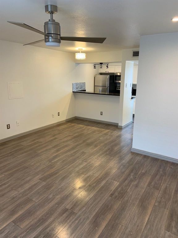2800 Douglas Avenue 218, Dallas, TX 75219