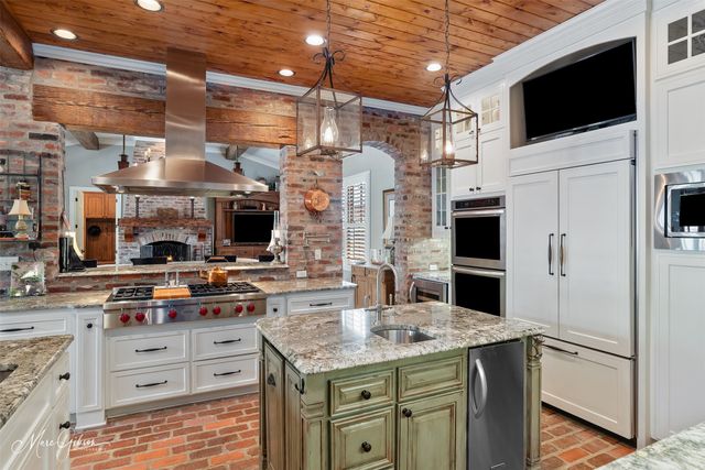 3023 Torrey Pine Lane, Shreveport, LA 71106