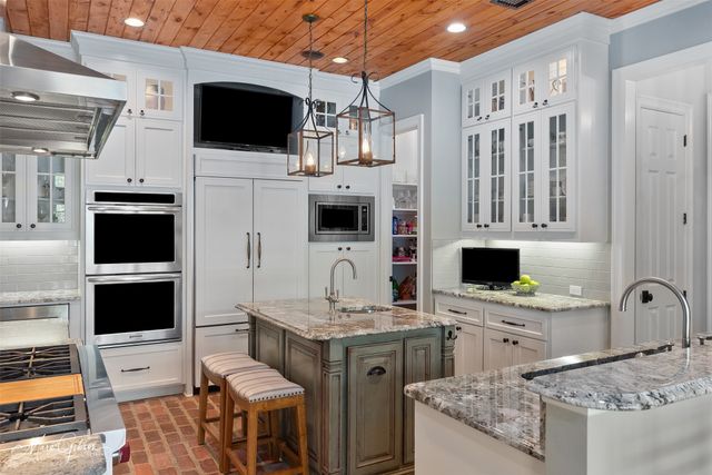 3023 Torrey Pine Lane, Shreveport, LA 71106