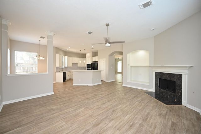 1502 Beaconshire Road, Houston, TX 77077