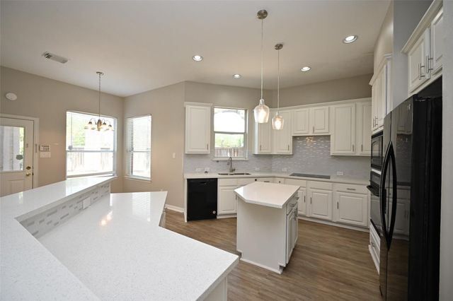 1502 Beaconshire Road, Houston, TX 77077