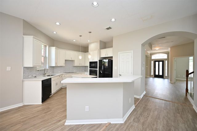 1502 Beaconshire Road, Houston, TX 77077