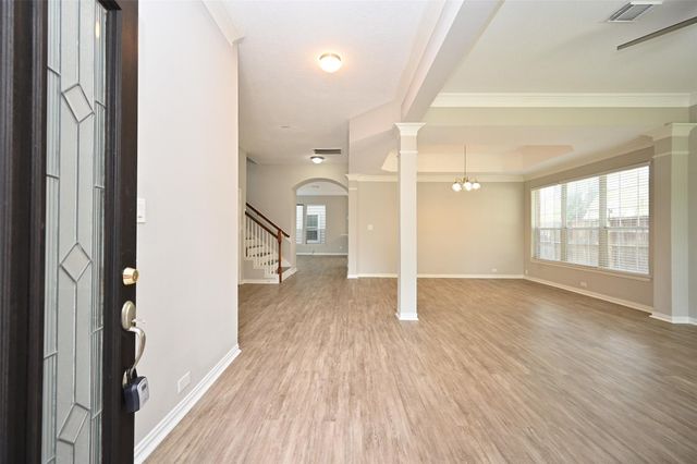 1502 Beaconshire Road, Houston, TX 77077