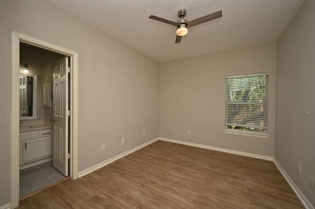 1502 Beaconshire Road, Houston, TX 77077