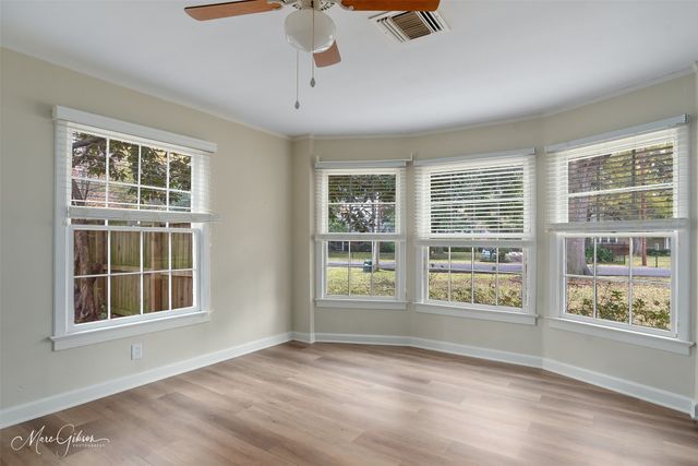 6132 Creswell Avenue, Shreveport, LA 71106