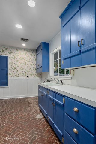 6132 Creswell Avenue, Shreveport, LA 71106