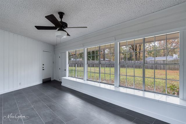 6132 Creswell Avenue, Shreveport, LA 71106