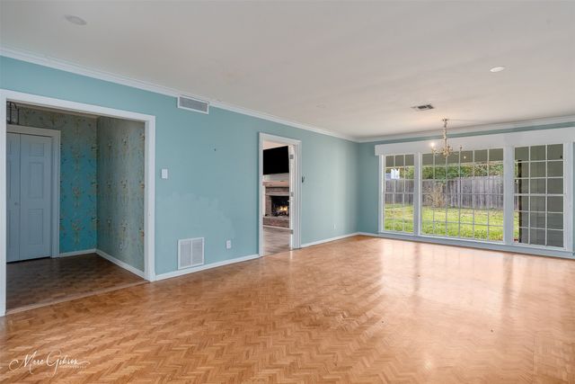 6132 Creswell Avenue, Shreveport, LA 71106