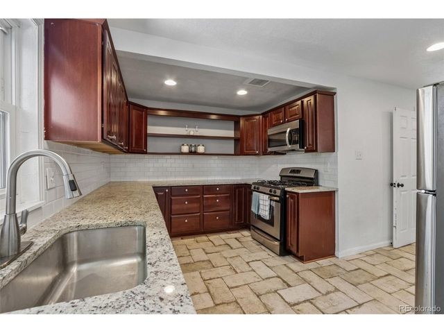 2045 S Hooker Cir, Denver, CO 80219