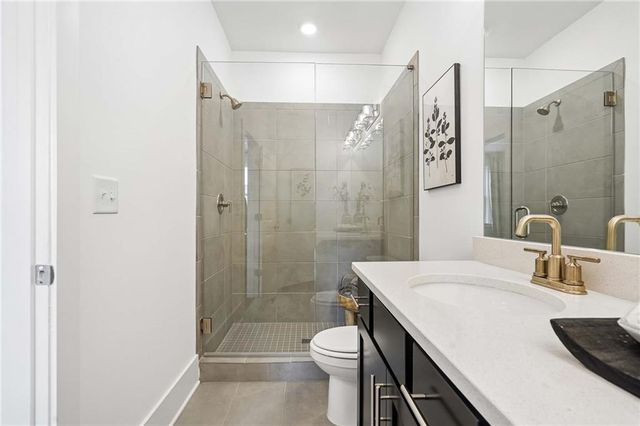 1560 Driggs Drive NW, Atlanta, GA 30318