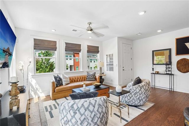 1560 Driggs Drive NW, Atlanta, GA 30318