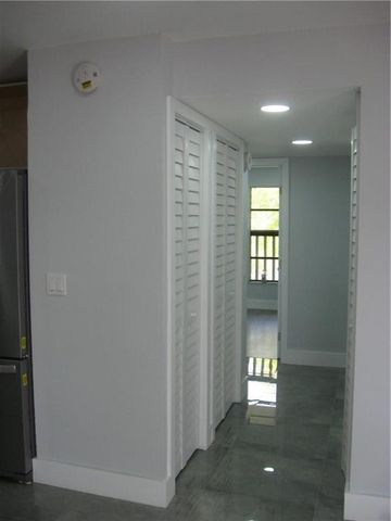 3027 NW 118th Drive 220d, Coral Springs, FL 33065