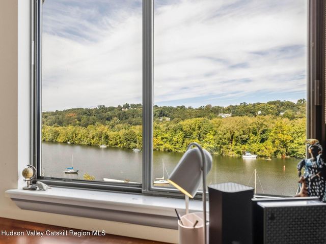 47 Rondout Harbor, Port Ewen, NY 12466
