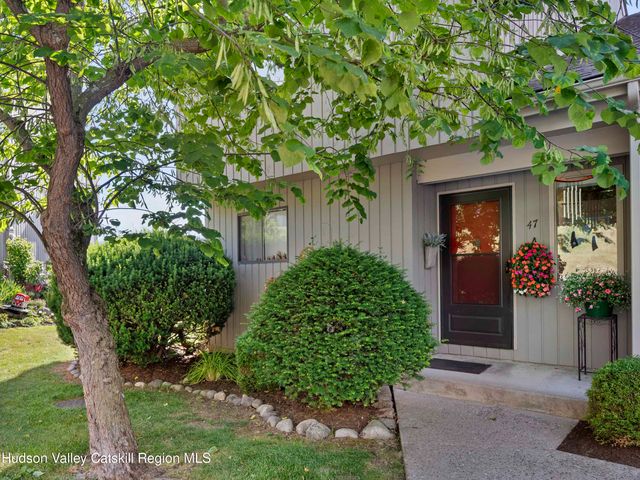 47 Rondout Harbor, Port Ewen, NY 12466
