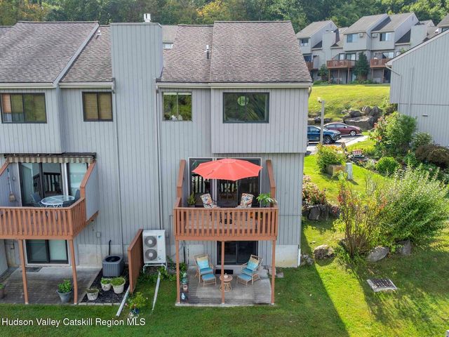47 Rondout Harbor, Port Ewen, NY 12466