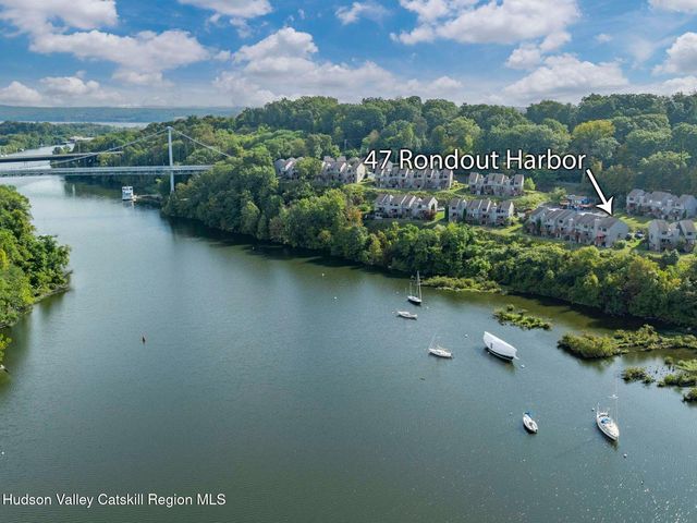47 Rondout Harbor, Port Ewen, NY 12466