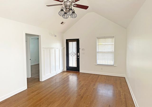 5704 Tennessee Ave, Nashville, TN 37209