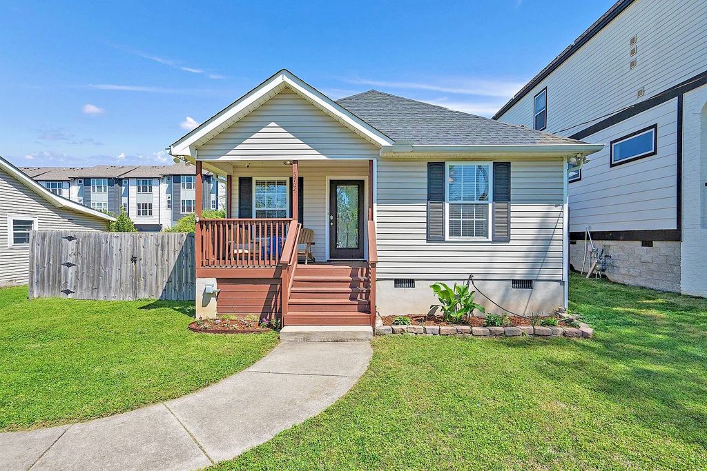 5704 Tennessee Ave, Nashville, TN 37209