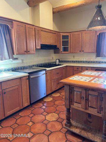 10615 Achenbach Canyon Road, Las Cruces, NM 88011