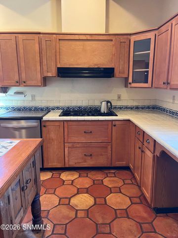 10615 Achenbach Canyon Road, Las Cruces, NM 88011