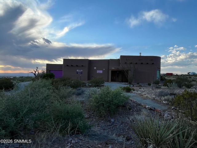 10615 Achenbach Canyon Road, Las Cruces, NM 88011