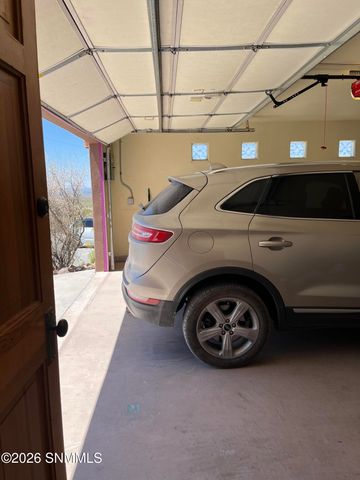 10615 Achenbach Canyon Road, Las Cruces, NM 88011