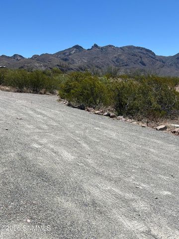 10615 Achenbach Canyon Road, Las Cruces, NM 88011