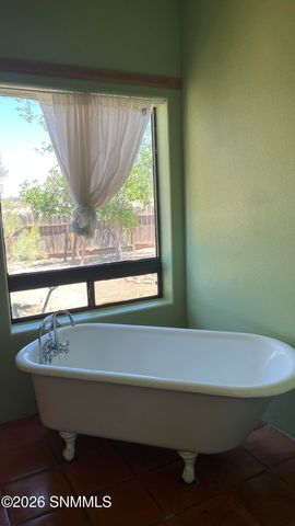 10615 Achenbach Canyon Road, Las Cruces, NM 88011