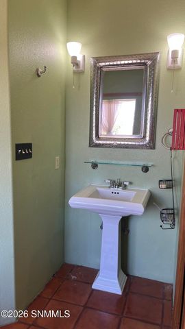 10615 Achenbach Canyon Road, Las Cruces, NM 88011