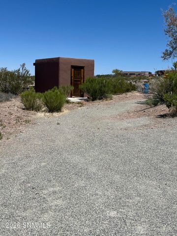 10615 Achenbach Canyon Road, Las Cruces, NM 88011