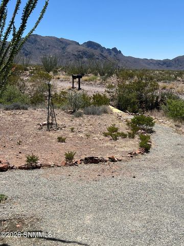10615 Achenbach Canyon Road, Las Cruces, NM 88011