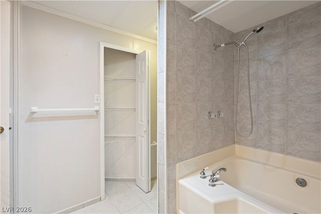 4641 Royal Ridge Boulevard, Las Vegas, NV 89103