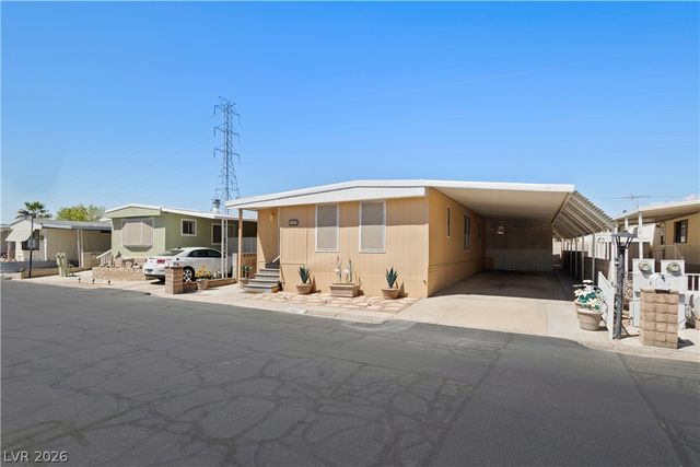 4641 Royal Ridge Boulevard, Las Vegas, NV 89103